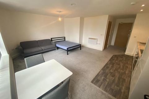 Studio to rent, 19 Fleming Way, Town Centre, Swindon, SN1