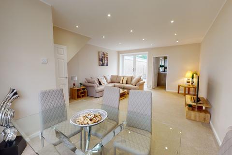 8 Crawshay Road, Tonypandy, CF40 1TD