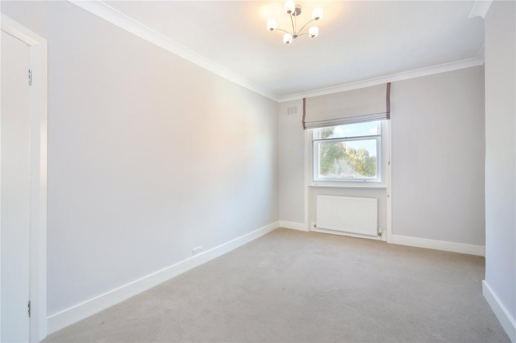 Apartment in London - View 2