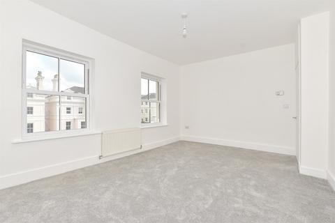 3 bedroom apartment for sale, Trinity Gardens, Folkestone, Kent