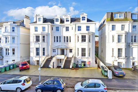 3 bedroom apartment for sale, Trinity Gardens, Folkestone, Kent