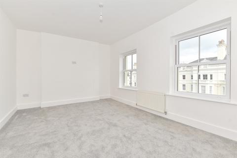 3 bedroom apartment for sale, Trinity Gardens, Folkestone, Kent