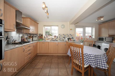 1 Beckbury Close, Luton, LU2 8UB