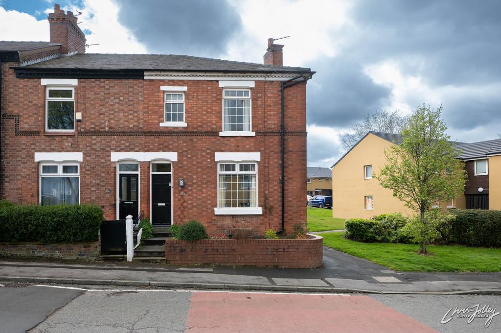 Northgate Road, Edgeley, Stockport SK3 0LQ 3 bed end of terrace house