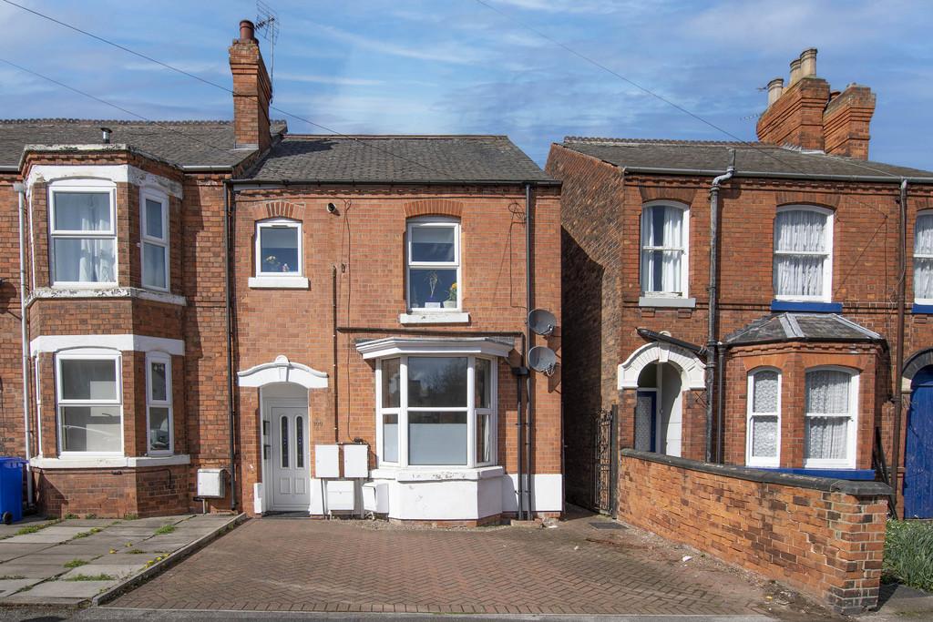 Albert Road, Retford 3 bed end of terrace house £150,000
