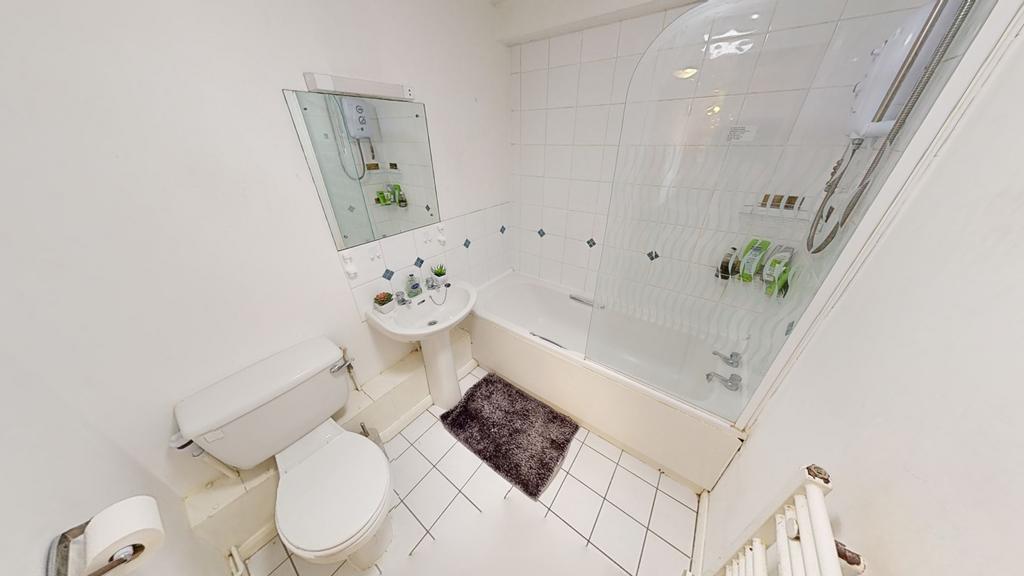 25 RVC Bathroom