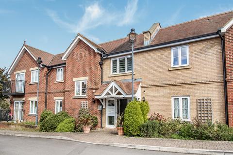 2 bedroom apartment for sale, Chantry Court, Westbury