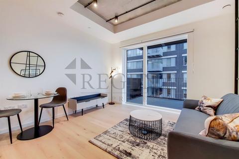 Studio to rent, Dulke House, Goodluck Hope Walk, E14