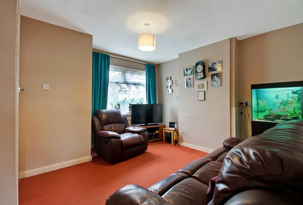 Belsize Road, Harrow Weald 3 bed semidetached house £500,000