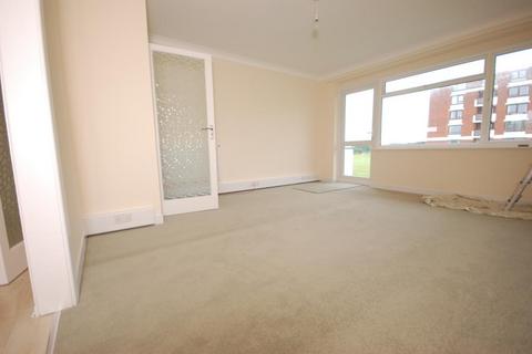 3 bedroom apartment to rent, Osborne Court, Victoria Road, Milford On Sea, Hampshire, So41 0np