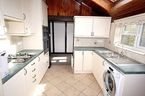 2 bedroom terraced house to rent - Epping Green, Essex