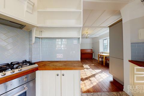 4 bedroom maisonette to rent, Thorpewood Avenue, Forest Hill