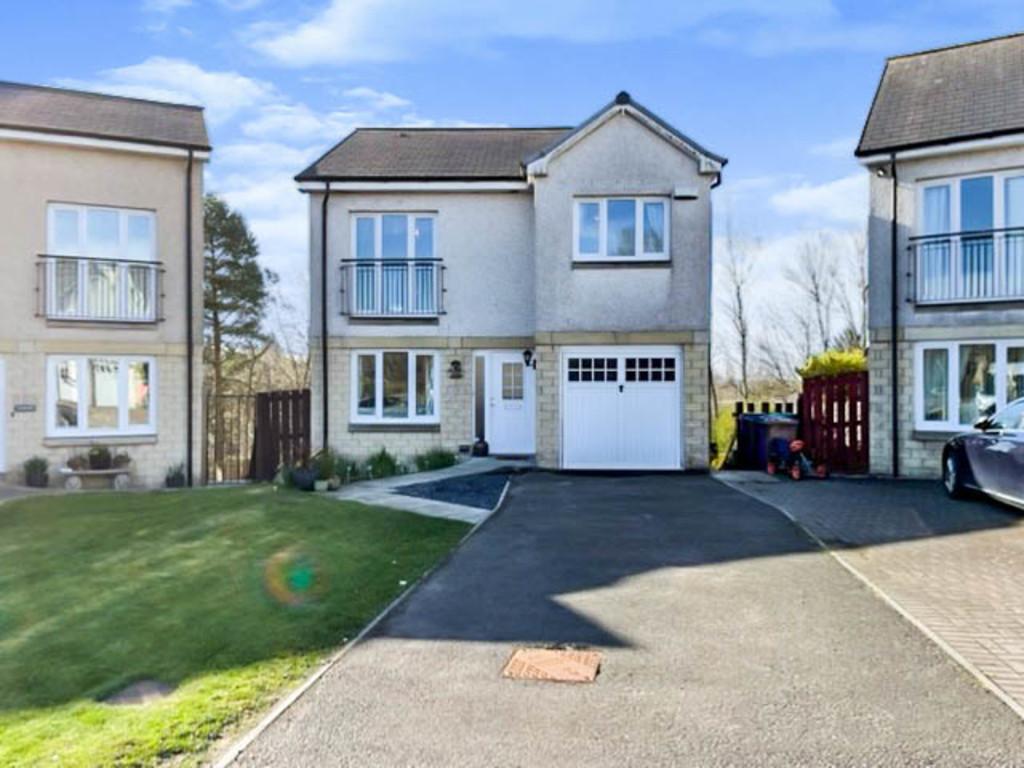Loch Katrine Gardens, Glenrothes 5 bed detached house £240,000