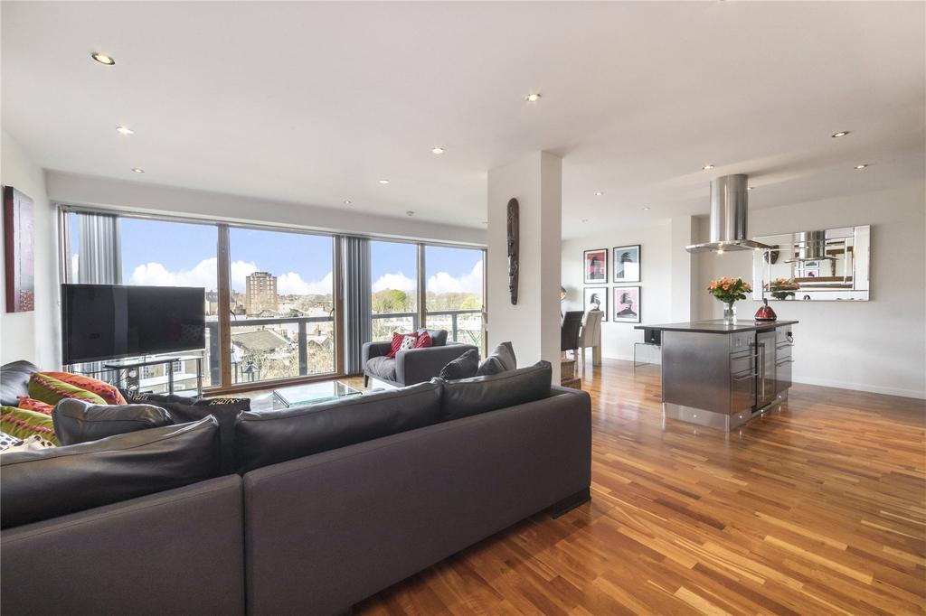 Gainsborough Studios East, Poole... 2 bed flat £900,000