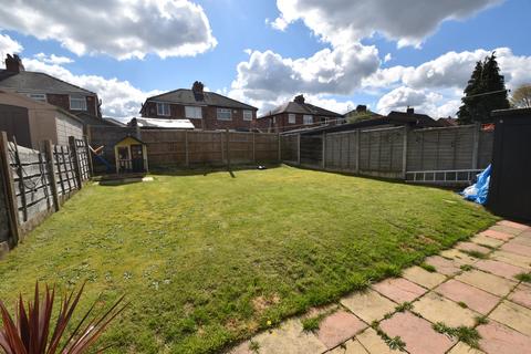 3 bedroom semi-detached house for sale - Nursery Road, Davyhulme, M41