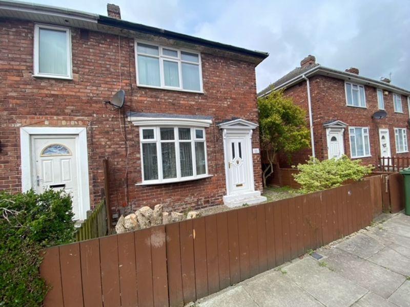 Castleton Road, StocktononTees TS18... 2 bed terraced house £90,000