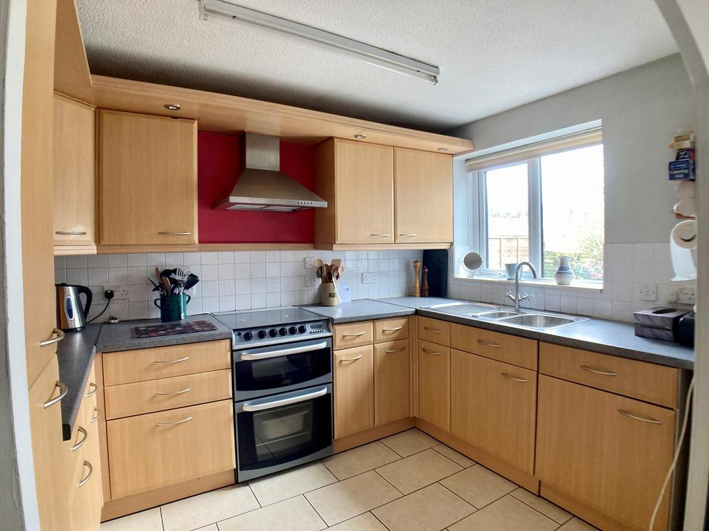 Robinsons Meadow, Ledbury, HR8 3 bed semidetached house £299,950