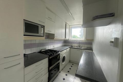1 bedroom flat to rent, Fitzjohns Avenue, London, NW3