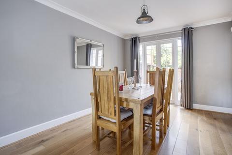 57 Kings Road, Chalfont St Giles, HP8 4HP