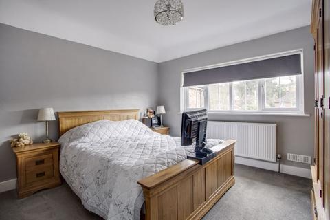 57 Kings Road, Chalfont St Giles, HP8 4HP