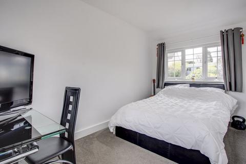 57 Kings Road, Chalfont St Giles, HP8 4HP