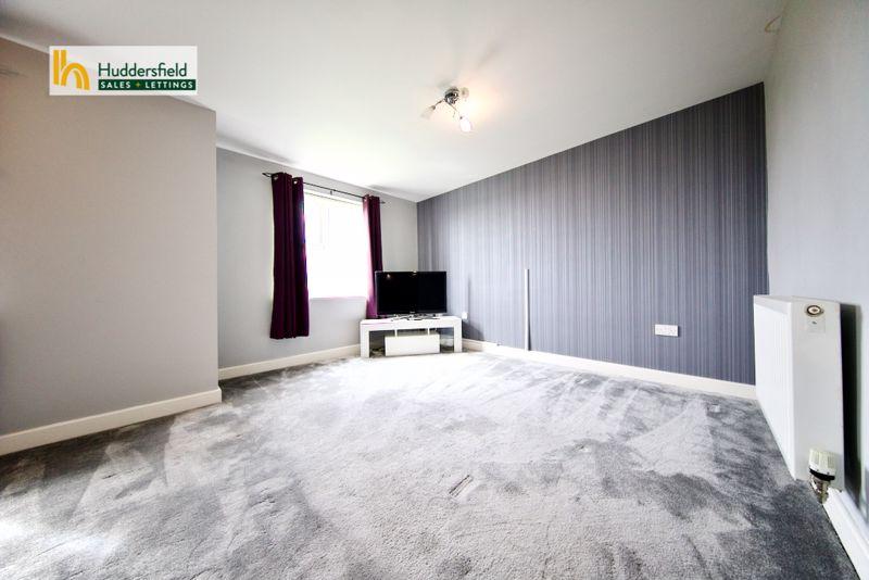 Plover Mills, Huddersfield 2 bed apartment £675 pcm (£156 pw)