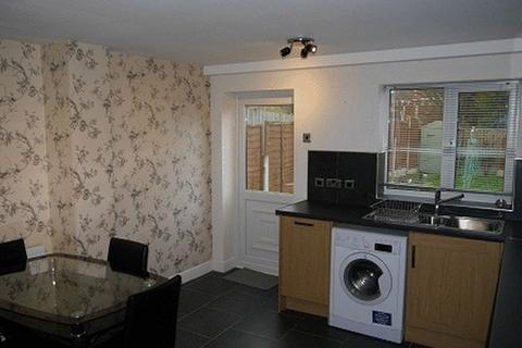 2 bedroom house to rent, Berrington Drive, Bilston