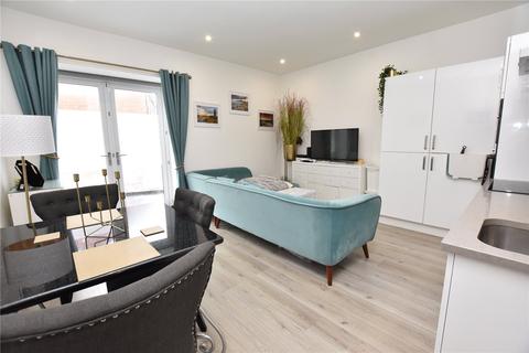 2 bedroom apartment for sale - Flat 5, Ash Tree Apartments, Ash Tree Garth, Leeds, West Yorkshire