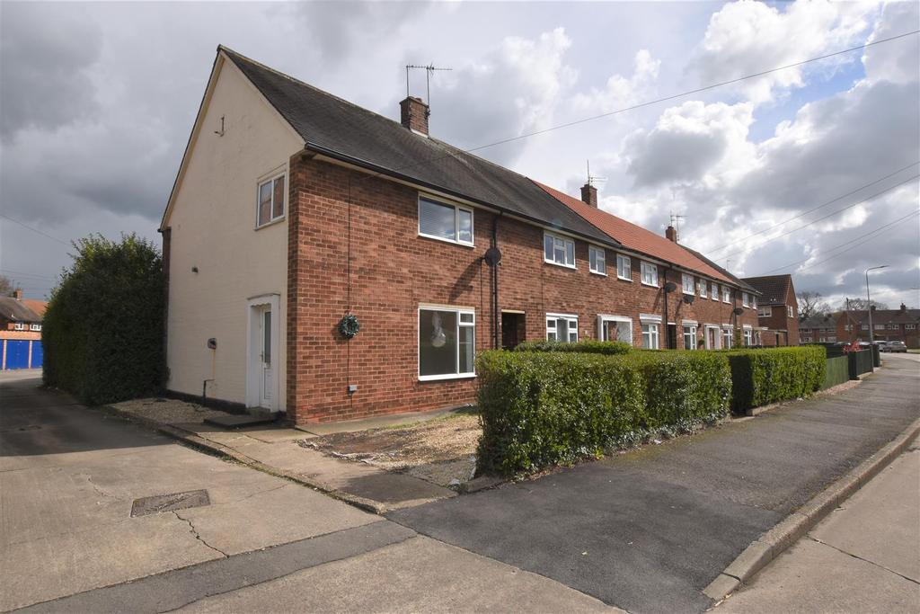 Waveney Road, Hull 3 bed end of terrace house £595 pcm (£137 pw)
