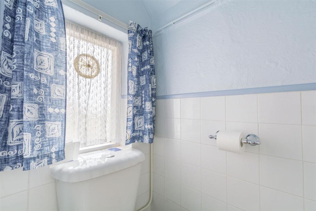 Toilet (1)-HDR copy.jpg