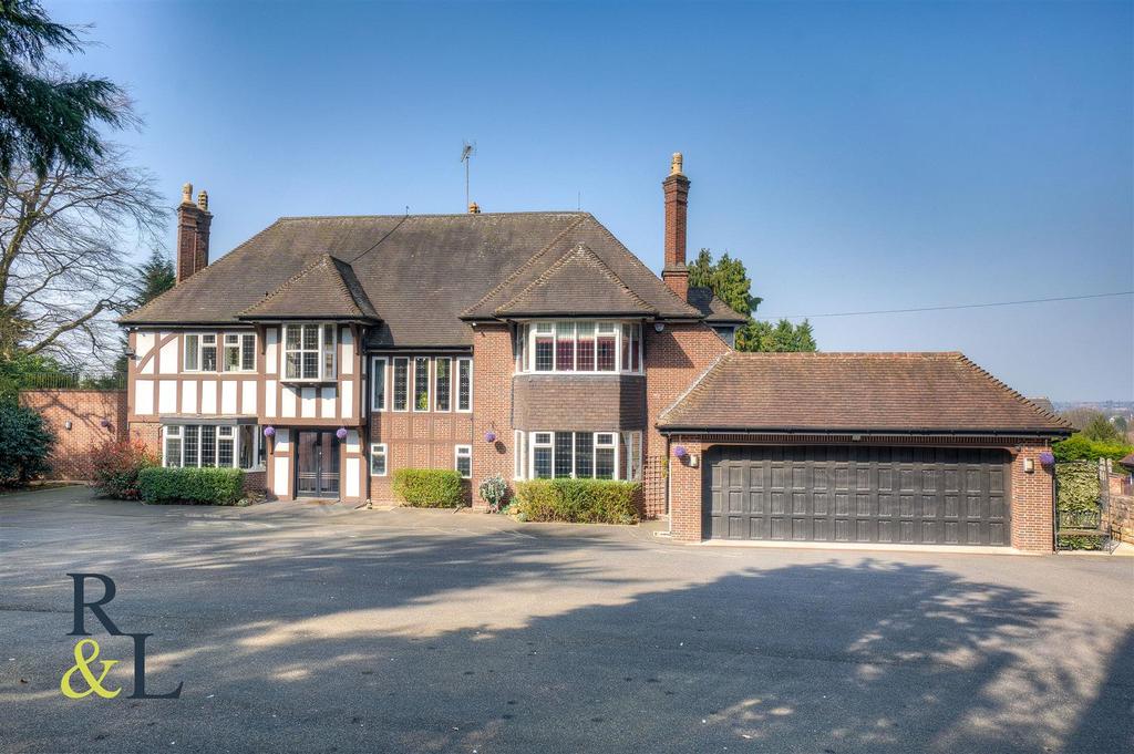 The Avenue, Penn, Wolverhampton 4 bed detached house £1,400,000