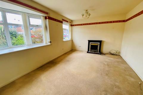 8 Burges Grove, Warwick, CV34 5TN