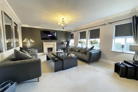 6 bedroom detached house for sale - Victory Boulevard, Lytham