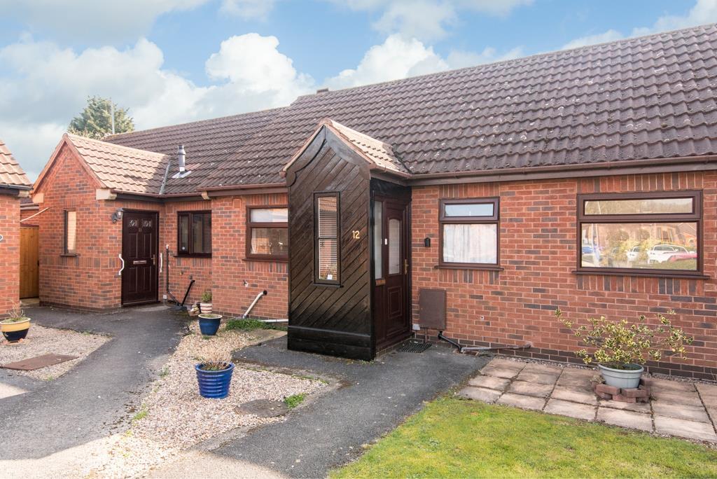 Pendennis Close, Gedling 2 bed bungalow £210,000