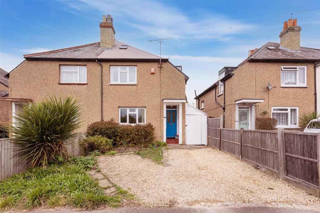 Blackamoor Lane, Maidenhead 3 bed semidetached house £495,000