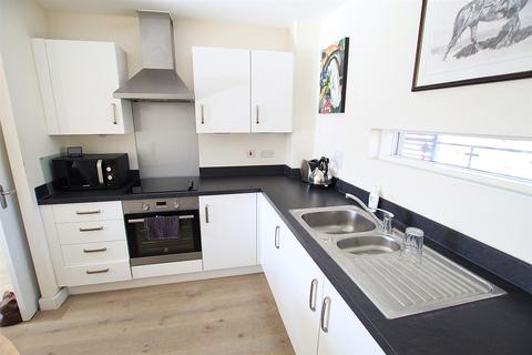 1 bedroom flat for sale - Austin Drive, Trumpington, Cambridge