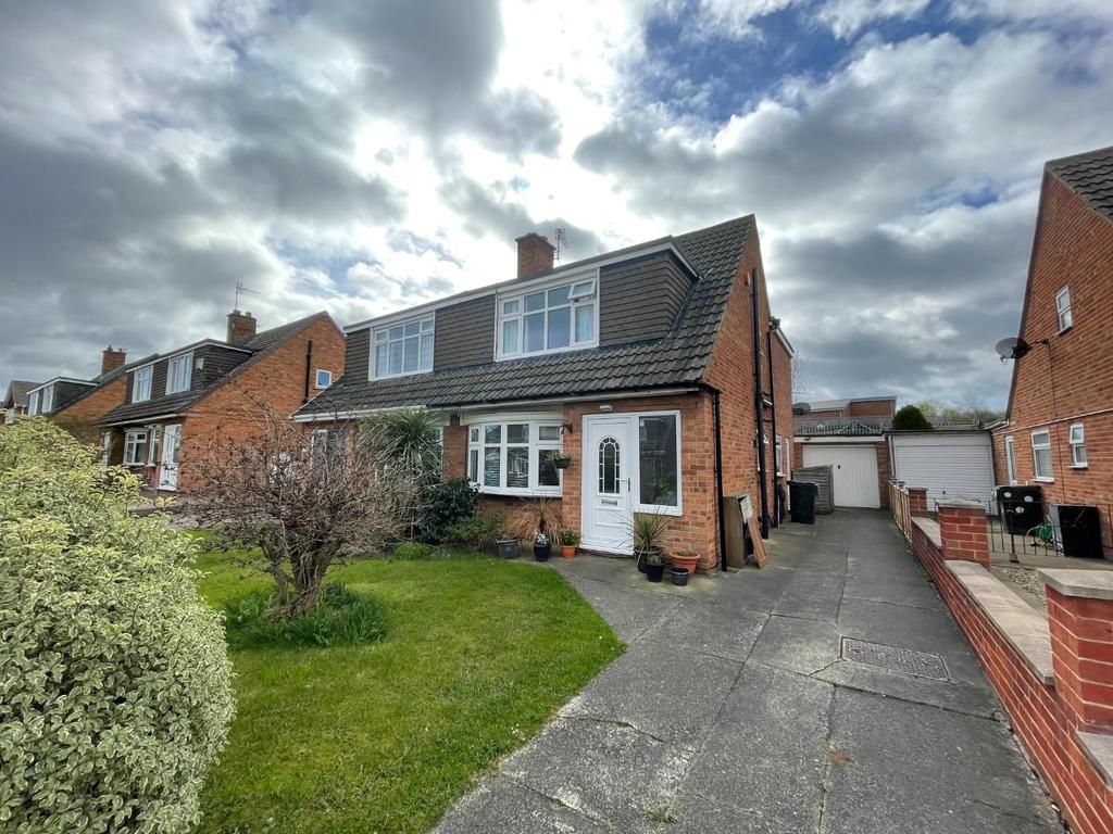 Hesleden Avenue, Middlesbrough 3 bed semidetached house £150,000