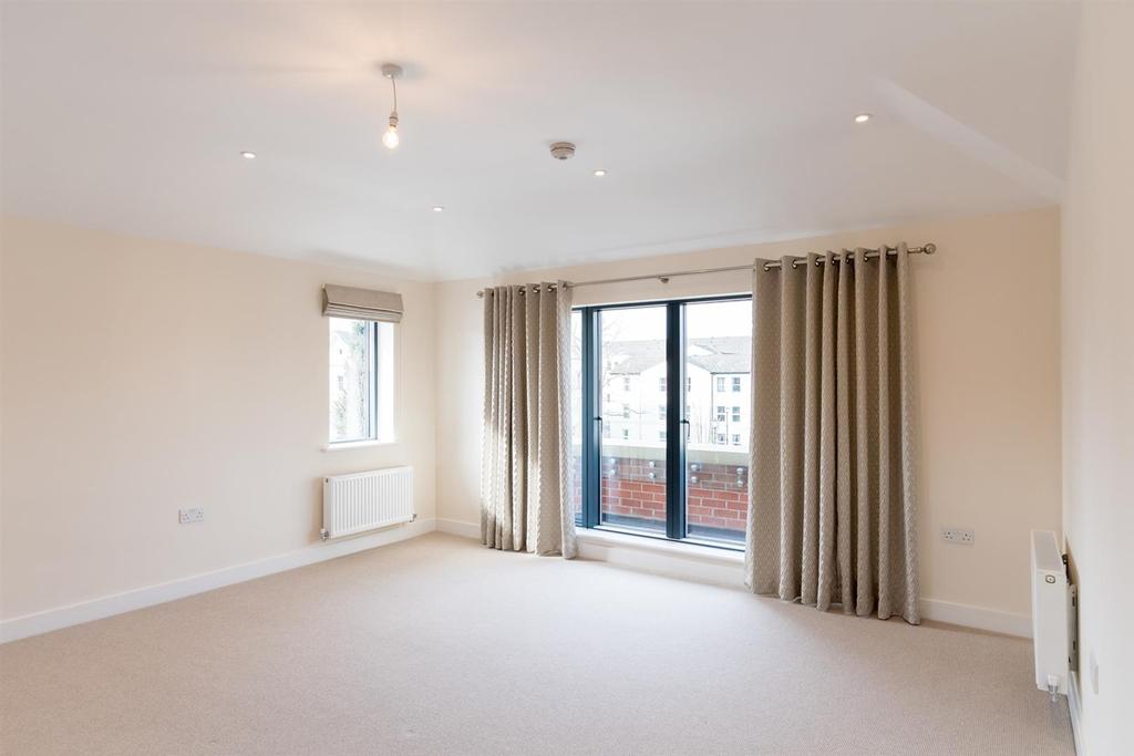 New Coach House Flat6 101.jpg