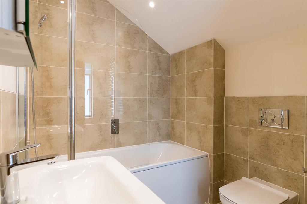 New Coach House Flat6 117.jpg