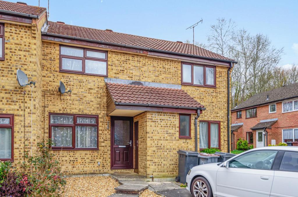 Thirlstane Firs, Chandler's Ford... 2 bed house £925 pcm (£213 pw)