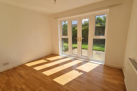 90 Braunston Road, Oakham, LE15 6LE