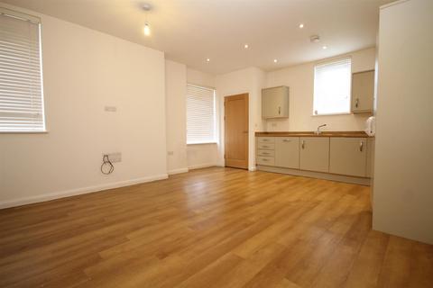 Flat 1, Hamilton House, 3 North Street, Carshalton, SM5 2HW