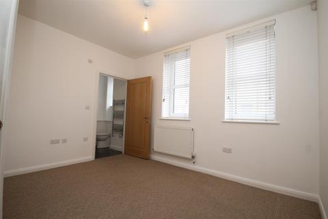 Flat 1, Hamilton House, 3 North Street, Carshalton, SM5 2HW