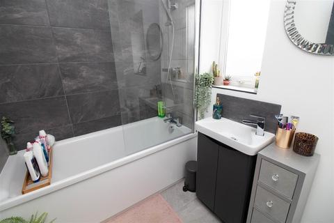 26 Chilcrosse, Gateshead, NE10 8PU
