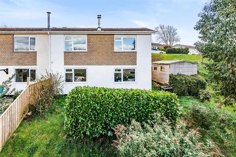 12 Hayes Close, Totnes, TQ9 5YB