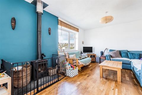 12 Hayes Close, Totnes, TQ9 5YB