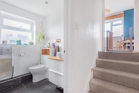 12 Hayes Close, Totnes, TQ9 5YB