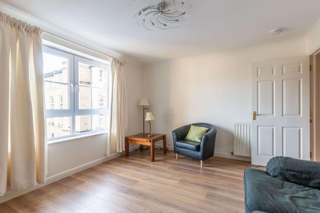 Inglis Green Gait Edinburgh EH14 2LG United Kingdom 1 bed flat £950