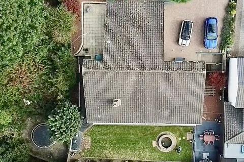 6 Deepdale Close, Whickham, Newcastle Upon Tyne, NE16 5SN