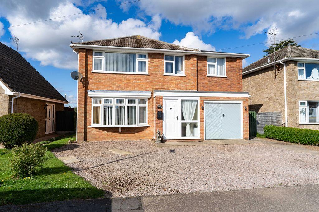 Laxton Gardens, Pinchbeck, Spalding PE11 3PR 4 bed detached house for
